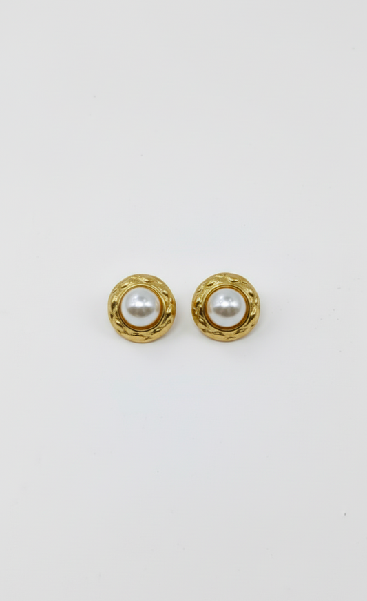Vintage Pearl Button Earrings
